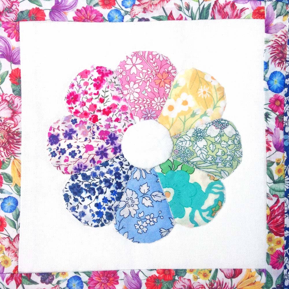 Liberty Tana Lawn™ Fabric Rainbow Mini Sampler Quilt Kit