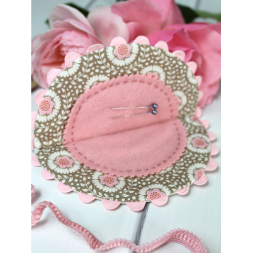 Clementine Needlebook