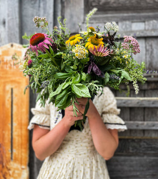 Bulk Herbs, Flowers + Berries