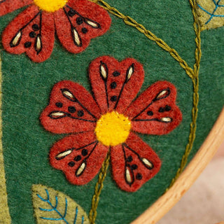 Botanical Appliqué Hoop Craft Kit: English