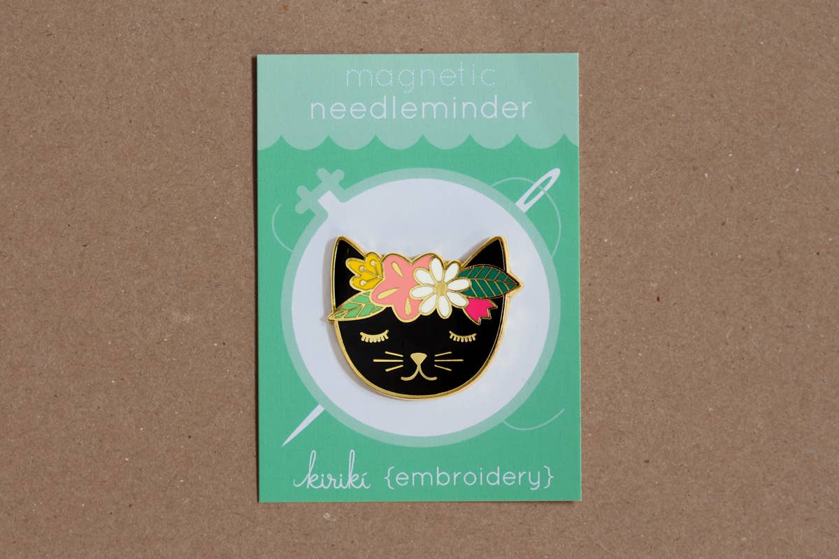 Floral Cat - Magnetic Needleminder