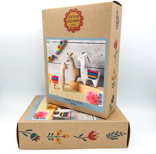 Llamas Felt Craft Kit: English