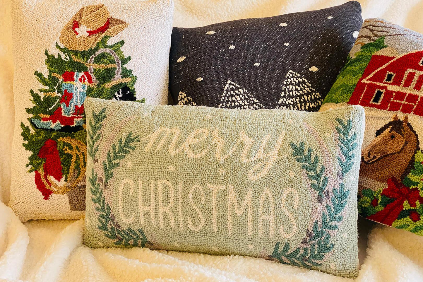Country Christmas Hook Pillow with Horse + Barn